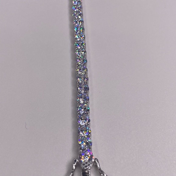 TENNIS BRACELET STERLING SILVER & SIMULATED ROUND DIAMONDS - Picture 3 of 3